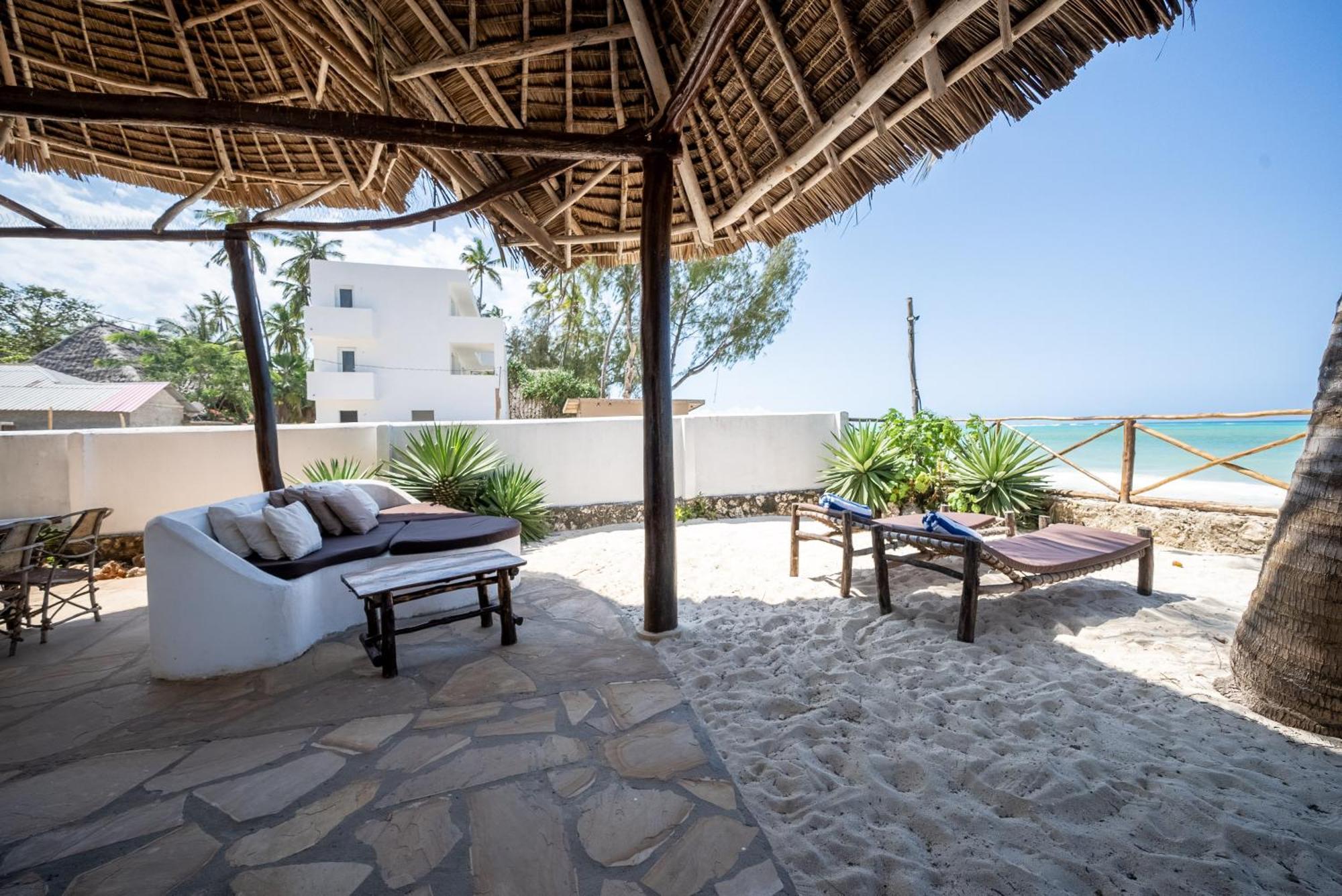 Beachfront Villa Patti Zanzibarhouses Kiwengwa  Exterior photo